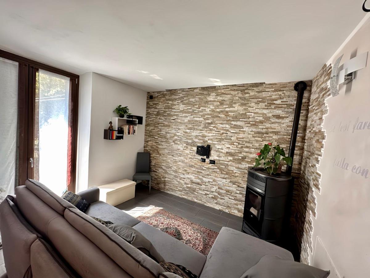 Residenza Basilica Apartment Tirano Bagian luar foto